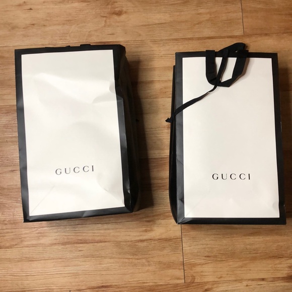 2 Gucci  shoppers - Picture 1 of 2